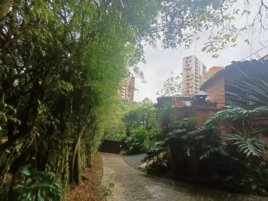 Apartamento Campestre Loft Con Jacuzzi En San Lucas, El Poblado Medellin 0*,  Colombia